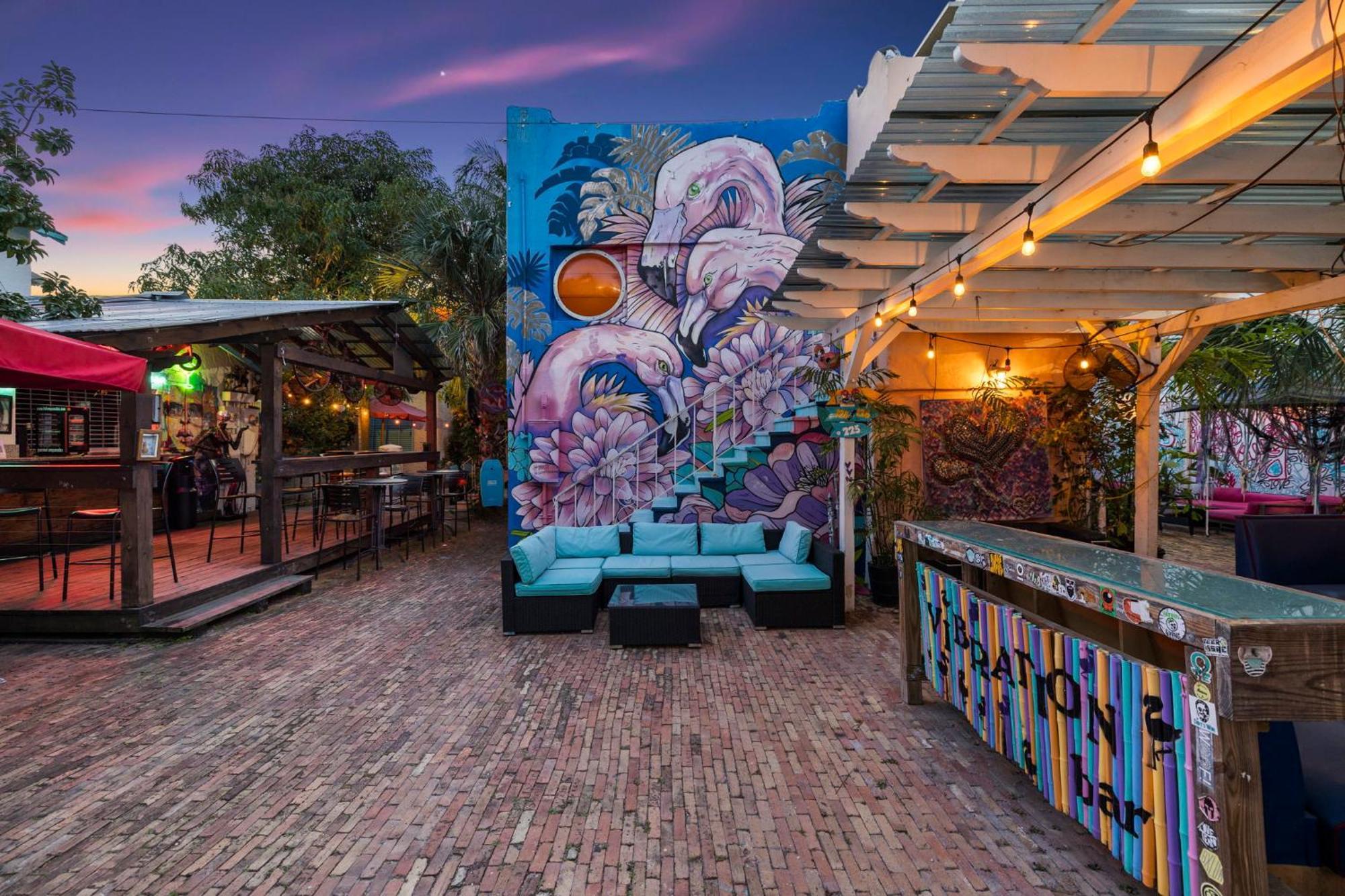 The New Yorker Hotel Miami Exterior foto