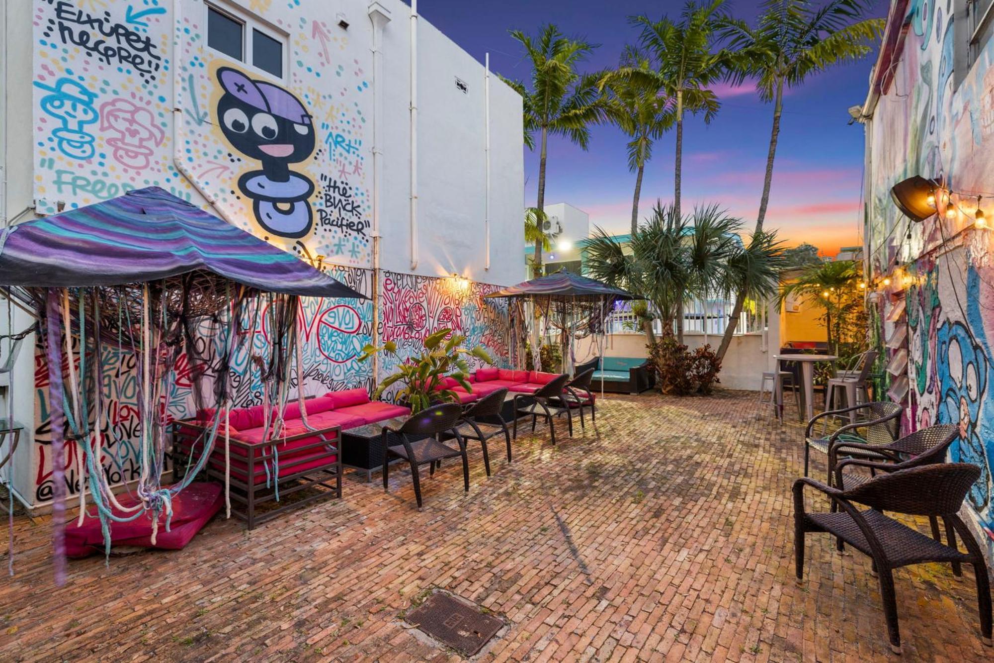 The New Yorker Hotel Miami Exterior foto